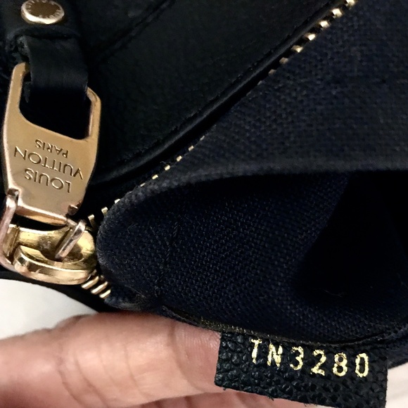 Louis Vuitton Monogram Empreinte Daily Clutch - Picture 14 of 15